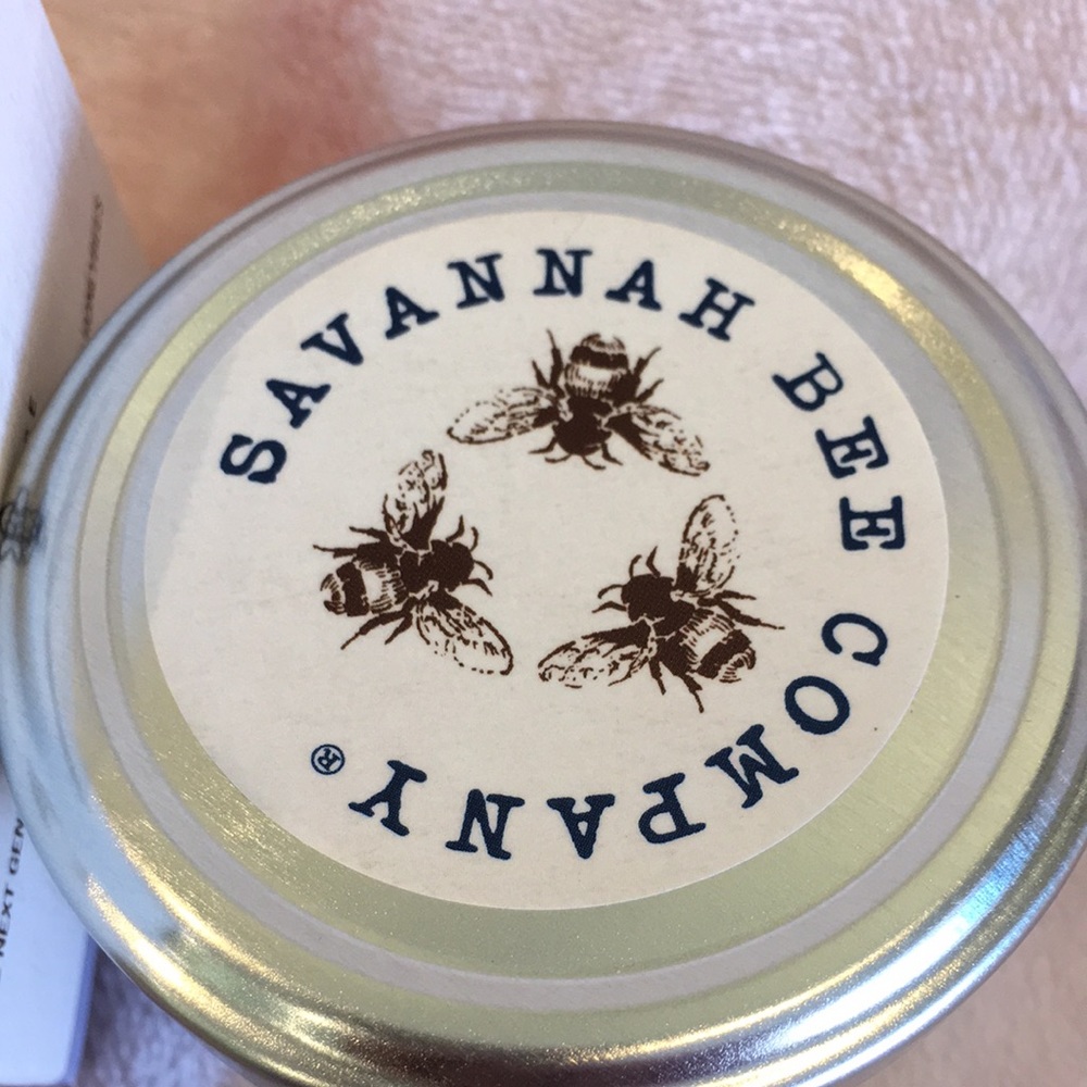 Savannah Bee Co Rosemary Lavender Beeswax & Royal Jelly Hand Cream NWT 3.4 oz - Picture 3 of 12